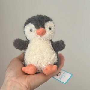 Jellycat Peanut Penguin (Small) 🐧